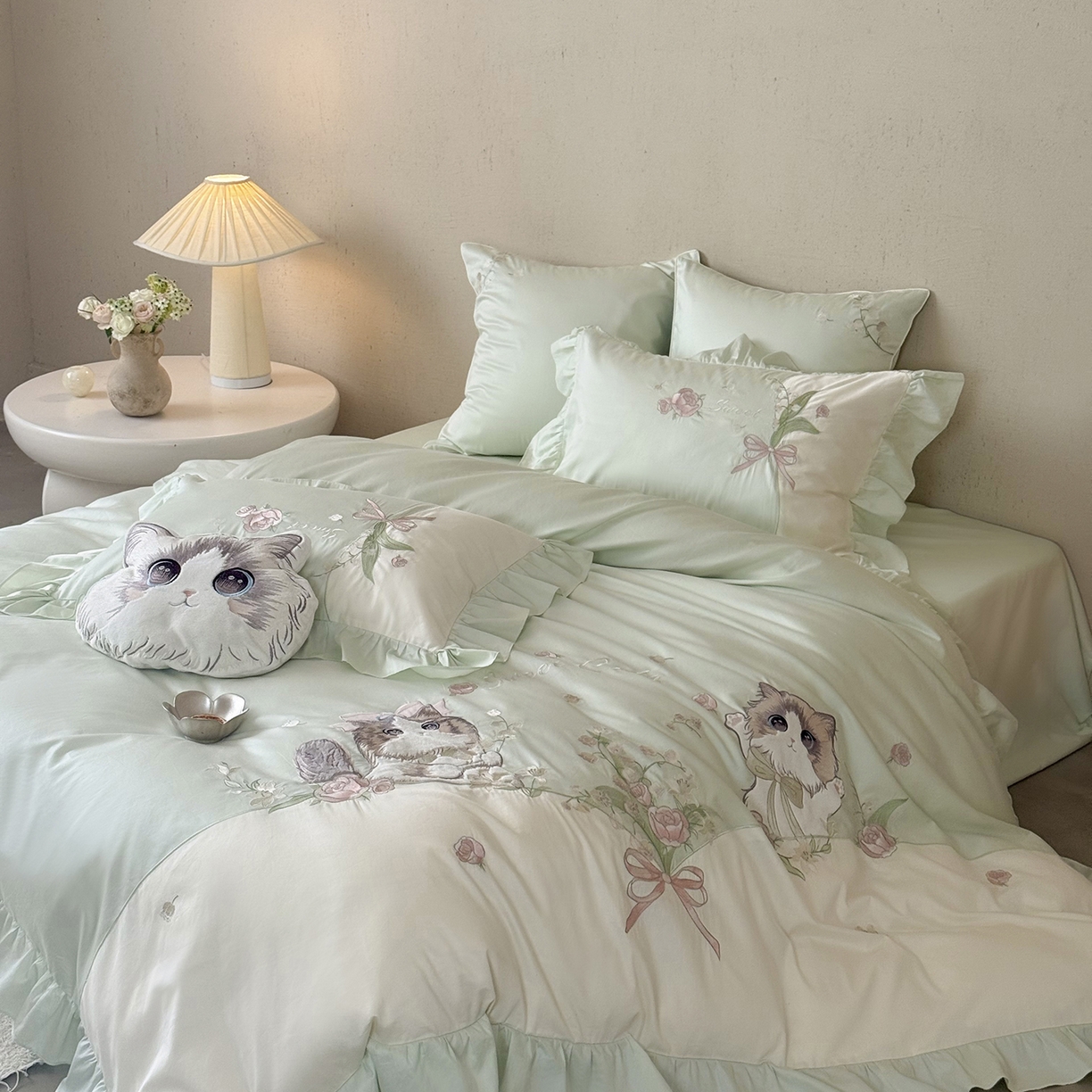 91家纺网 家纺一手货源 找家纺 MIU缪家居 2026新款亲肤舒适100支全棉四件套-铃兰喵（基础控价431，券后控价388） 铃兰喵-铃兰绿