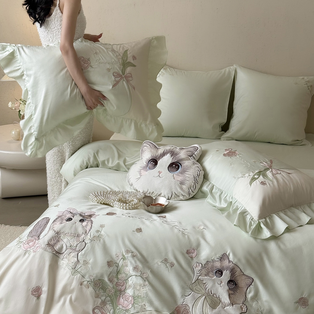 91家纺网 家纺一手货源 找家纺 MIU缪家居 2026新款亲肤舒适100支全棉四件套-铃兰喵（基础控价431，券后控价388） 铃兰喵-铃兰绿