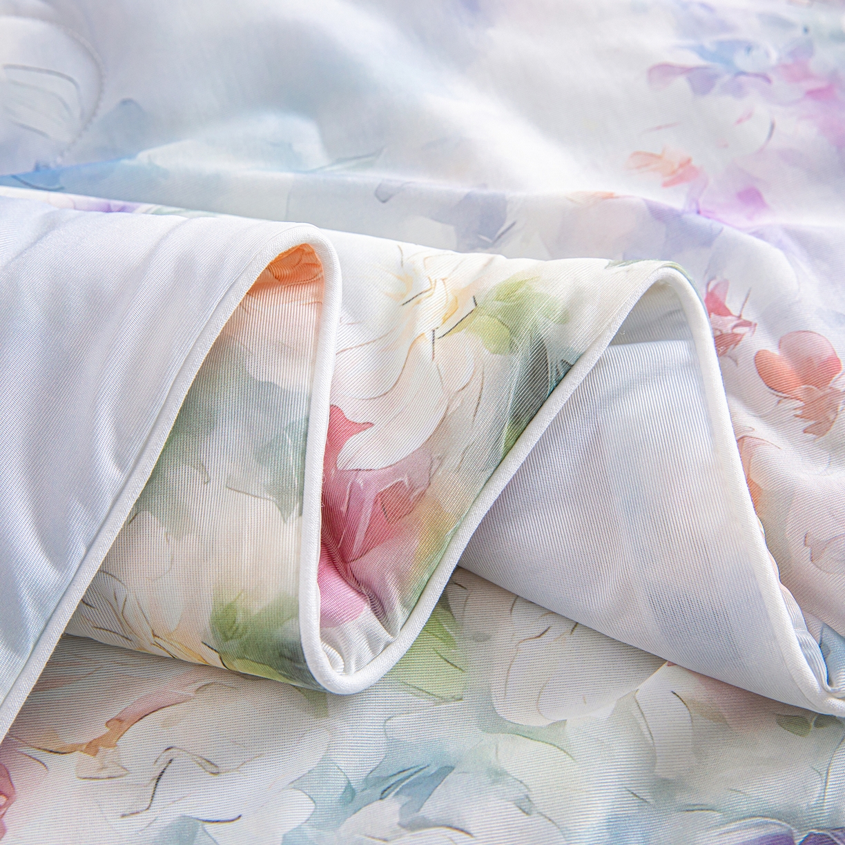 91家纺网 家纺一手货源 找家纺 芭芭棉家纺 2026新款凉感蚕丝夏被被子被芯 丽莎庄园