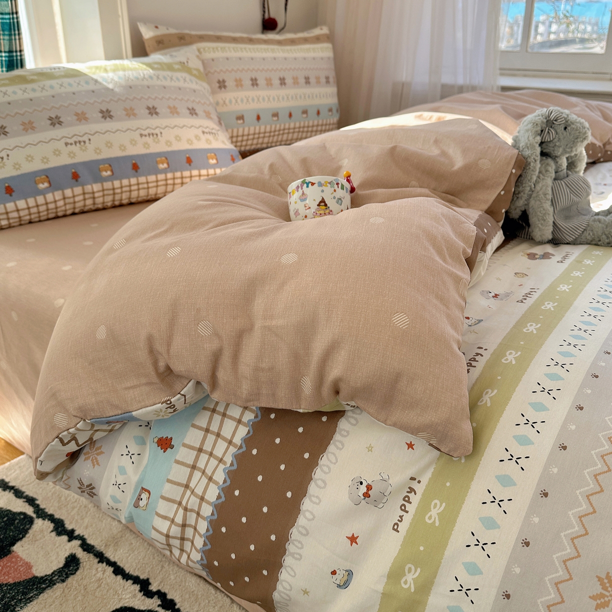 91家纺网 家纺一手货源 找家纺 瑞莱 2026新款ing小清新费尔岛全棉四件套 童年小事