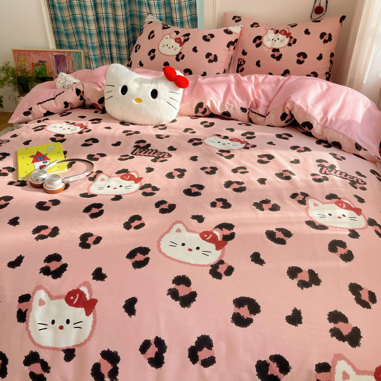 91家纺网 家纺一手货源 找家纺 瑞莱 2026新款ing小清新费尔岛全棉四件套 猫吃鱼（粉）