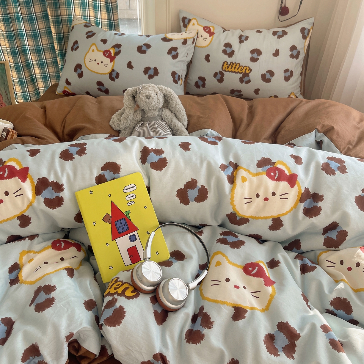 91家纺网 家纺一手货源 找家纺 瑞莱 2026新款ing小清新费尔岛全棉四件套 猫吃鱼（蓝）