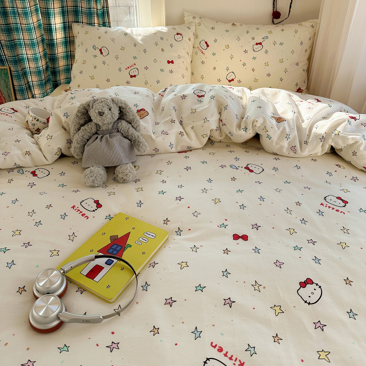 91家纺网 家纺一手货源 找家纺 瑞莱 2026新款ing小清新费尔岛全棉四件套 星星凯蒂猫