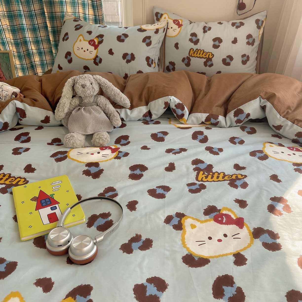 91家纺网 家纺一手货源 找家纺 瑞莱 2026新款ing小清新费尔岛全棉四件套 猫吃鱼（蓝）