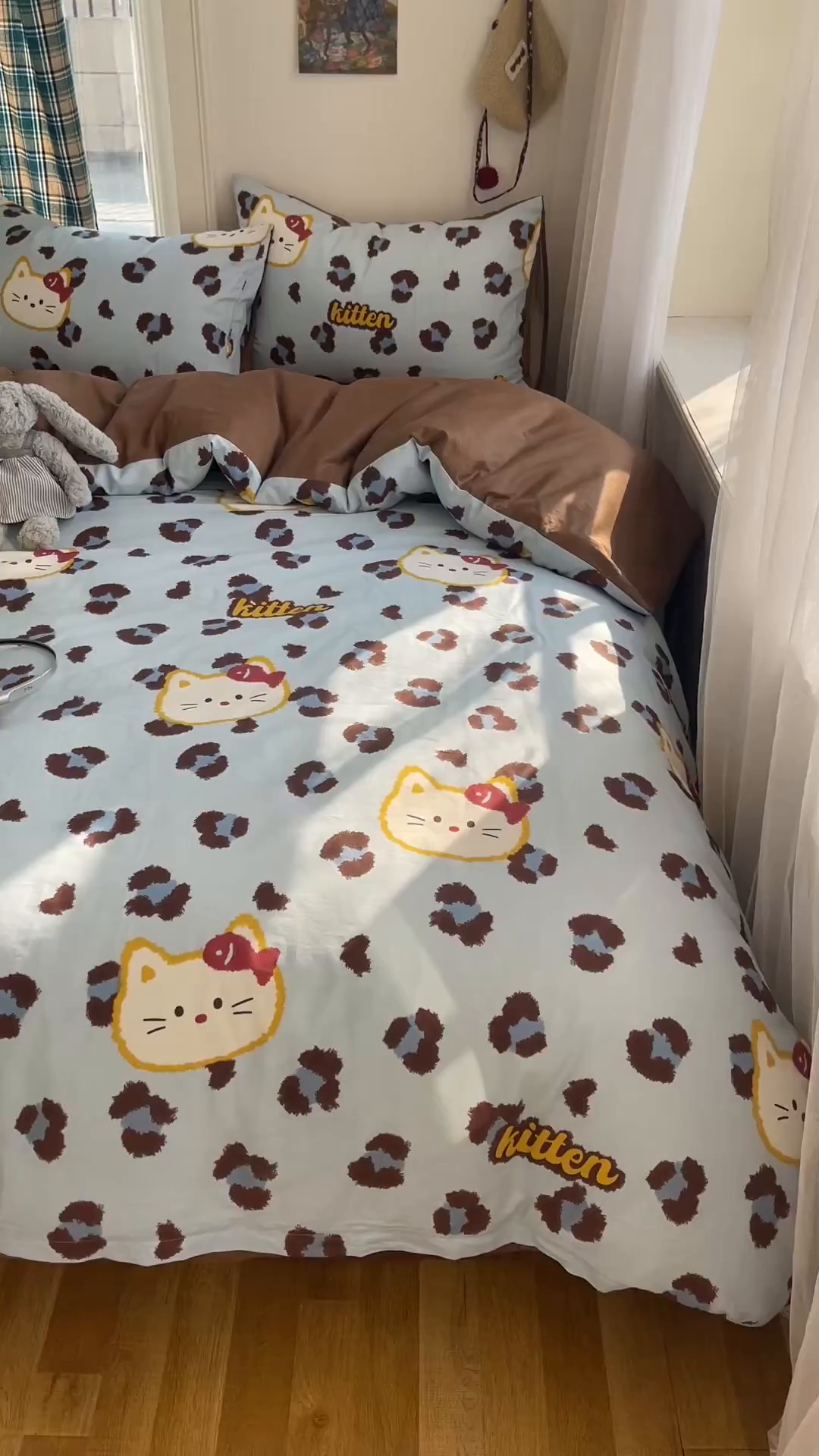 91家纺网 家纺一手货源 找家纺 瑞莱 2026新款ing小清新费尔岛全棉四件套 猫吃鱼（蓝）