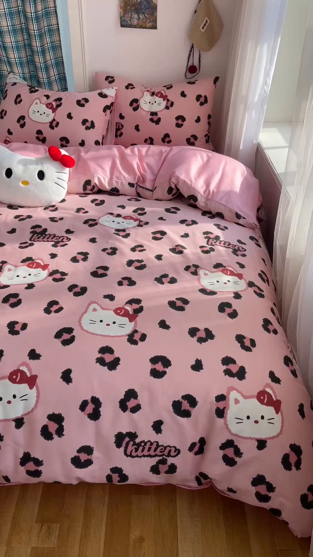 91家纺网 家纺一手货源 找家纺 瑞莱 2026新款ing小清新费尔岛全棉四件套 猫吃鱼（粉）