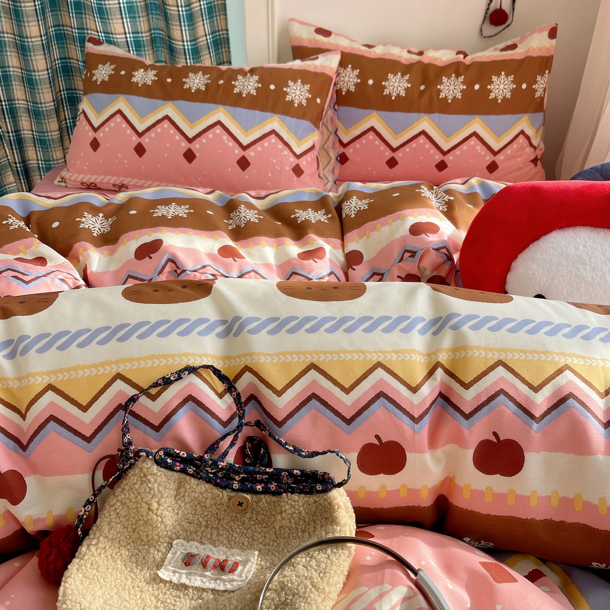 91家纺网 家纺一手货源 找家纺 瑞莱 2026新款ing小清新费尔岛全棉四件套 甜美喵喵