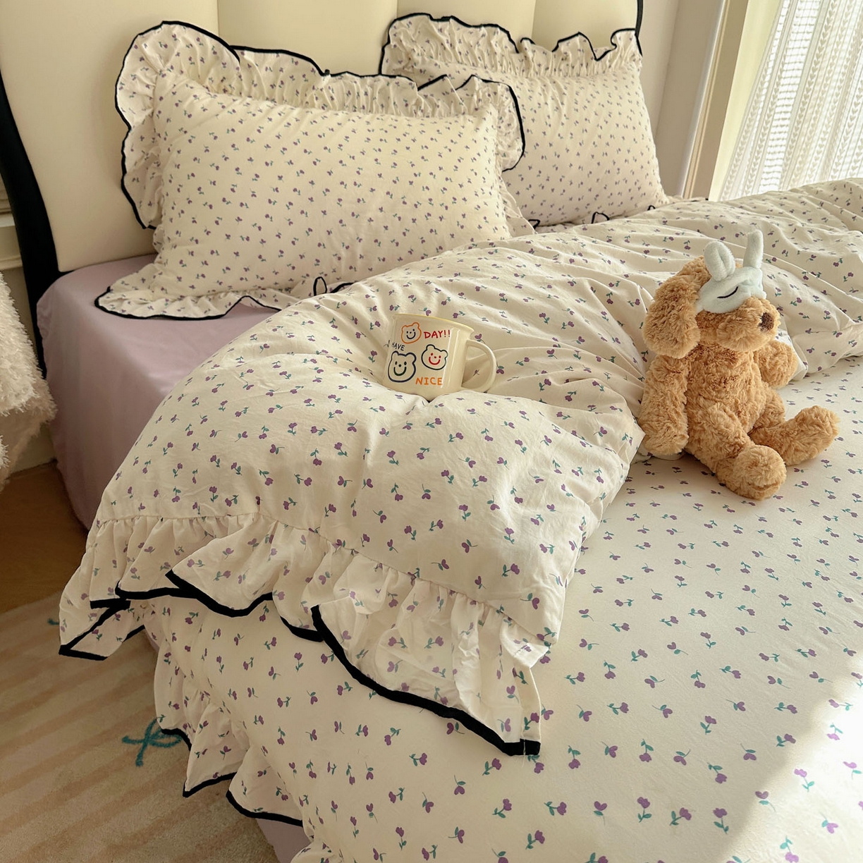 91家纺网 家纺一手货源 找家纺 韩巢家纺 2026新款水洗棉花边款四件套 小花野-紫【大花边款】