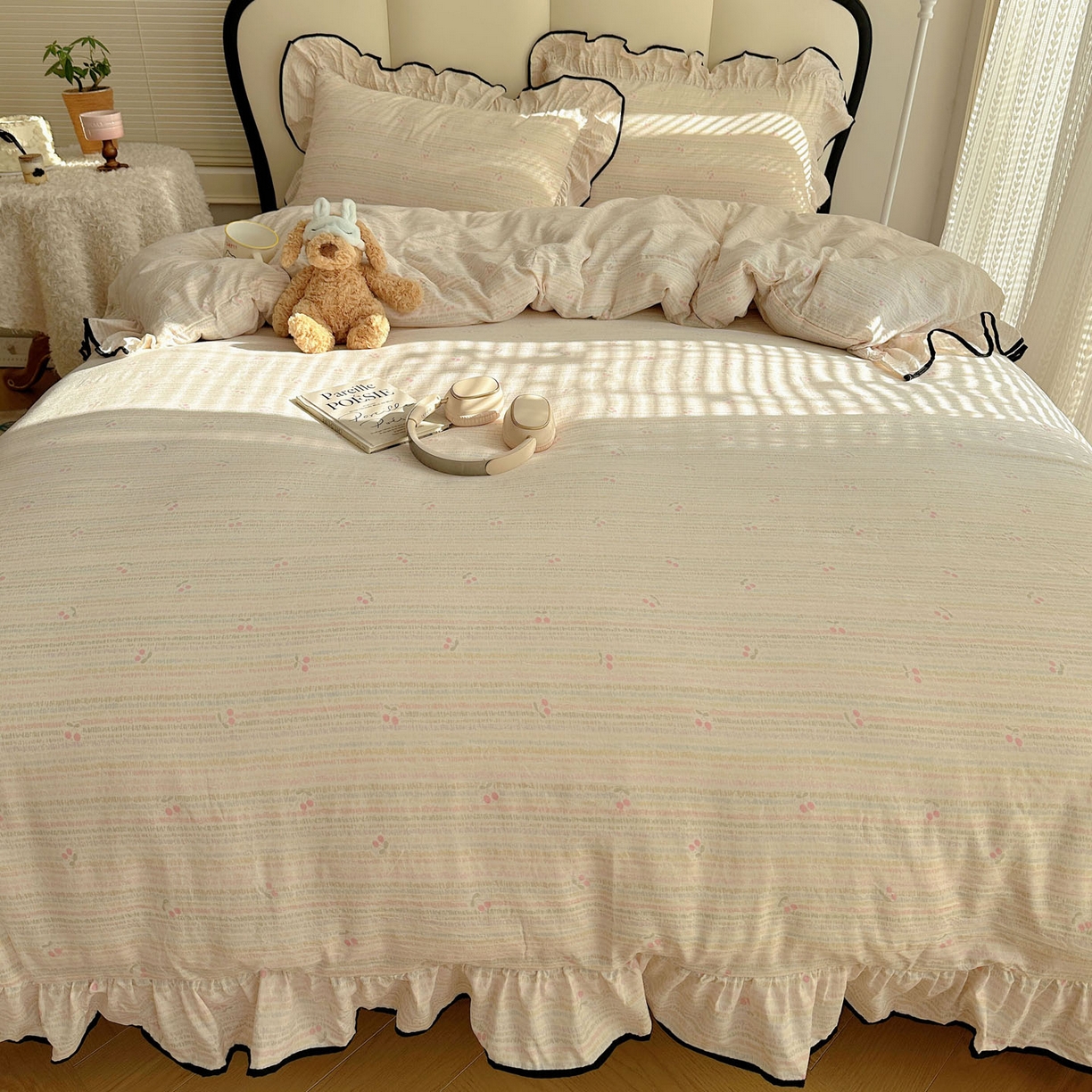 91家纺网 家纺一手货源 找家纺 韩巢家纺 2026新款水洗棉花边款四件套 甜樱恋曲【大花边款】