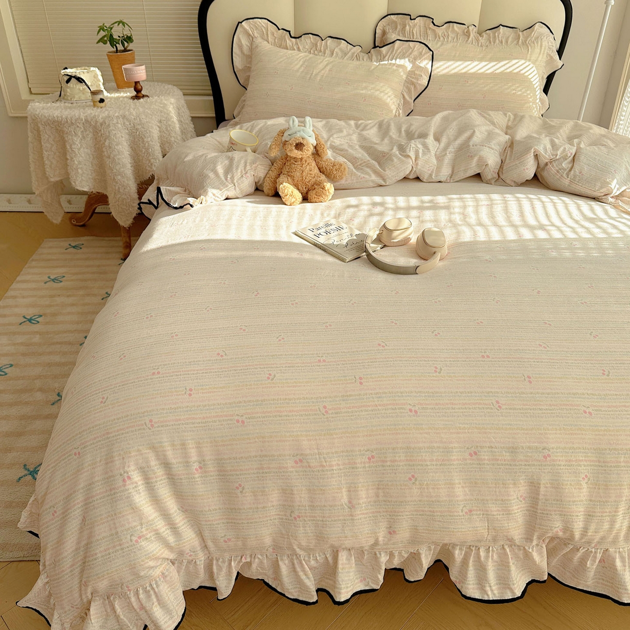 91家纺网 家纺一手货源 找家纺 韩巢家纺 2026新款水洗棉花边款四件套 甜樱恋曲【大花边款】