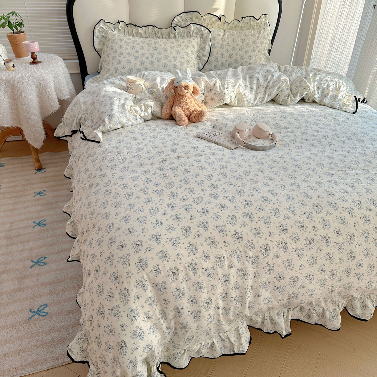 91家纺网 家纺一手货源 找家纺 韩巢家纺 2026新款水洗棉花边款四件套 春日与玫瑰【大花边款】