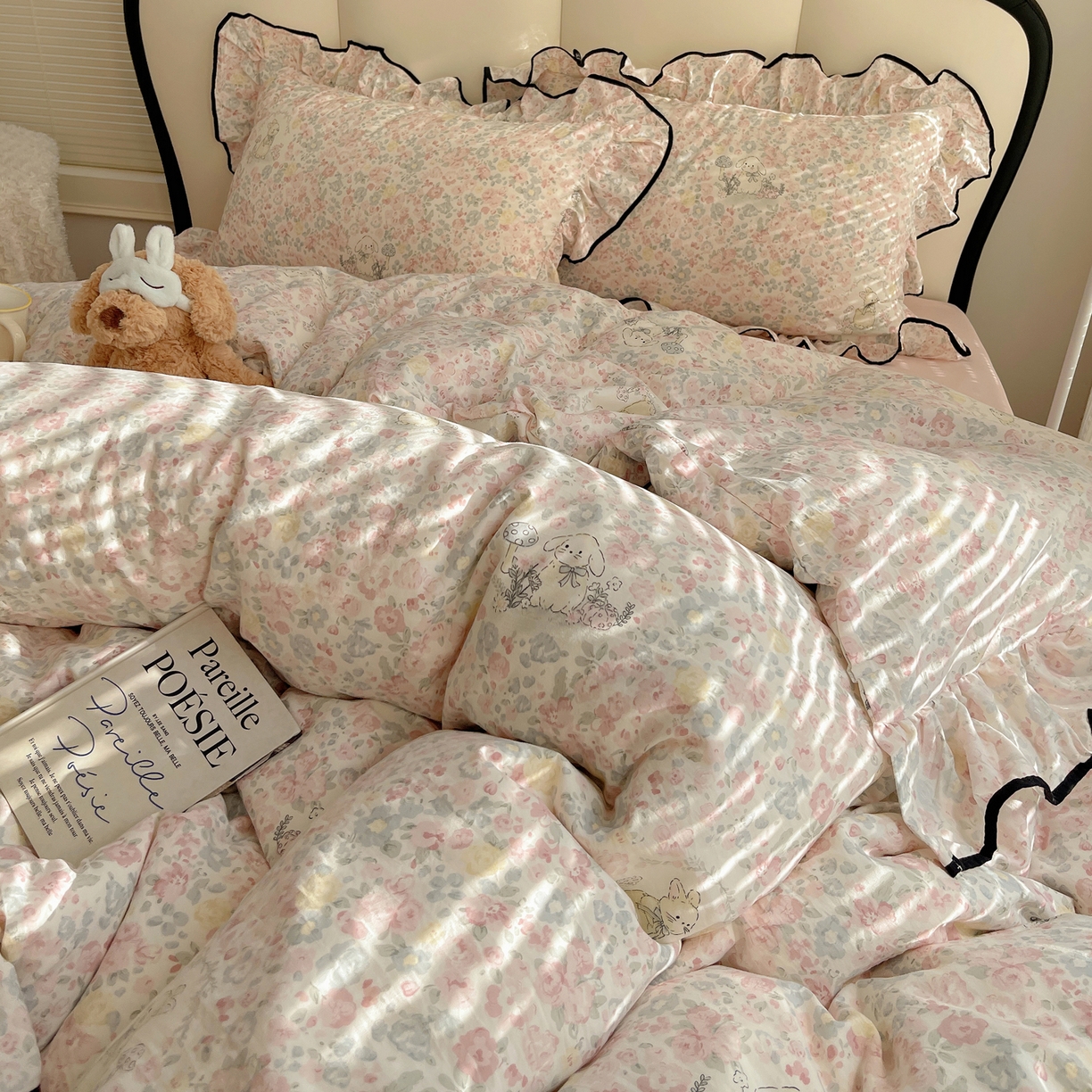 91家纺网 家纺一手货源 找家纺 韩巢家纺 2026新款水洗棉花边款四件套 幸运可爱兔【大花边款】