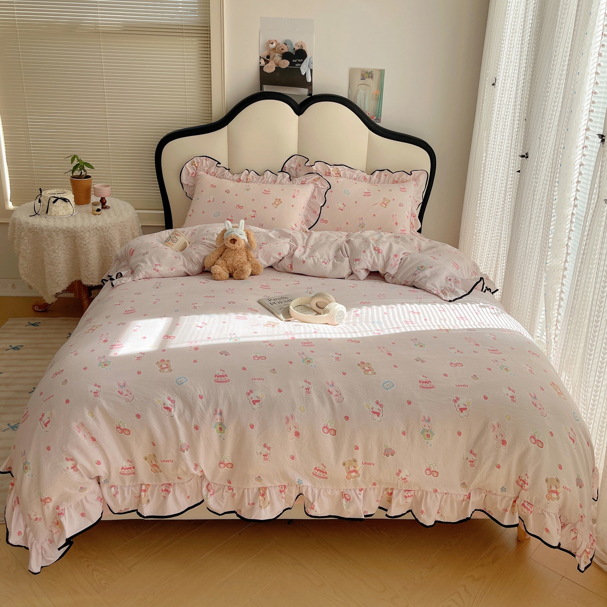 91家纺网 家纺一手货源 找家纺 韩巢家纺 2026新款水洗棉花边款四件套 软糖猫【大花边款】