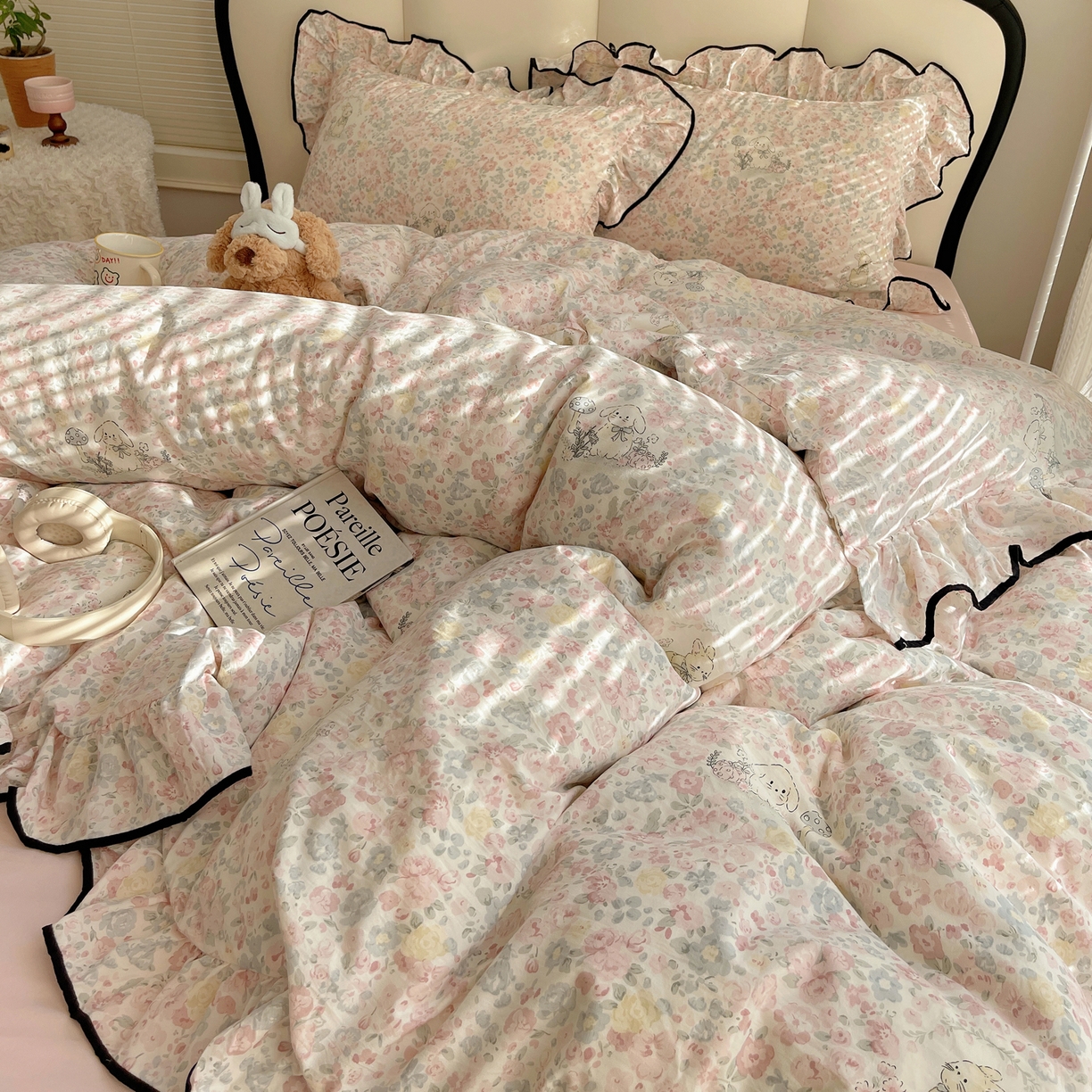 91家纺网 家纺一手货源 找家纺 韩巢家纺 2026新款水洗棉花边款四件套 幸运可爱兔【大花边款】