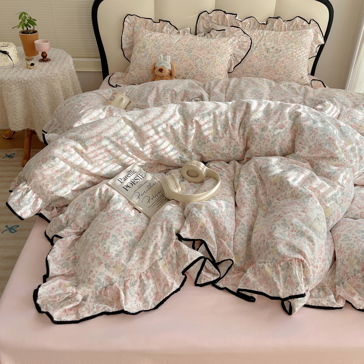 91家纺网 家纺一手货源 找家纺 韩巢家纺 2026新款水洗棉花边款四件套 幸运可爱兔【大花边款】