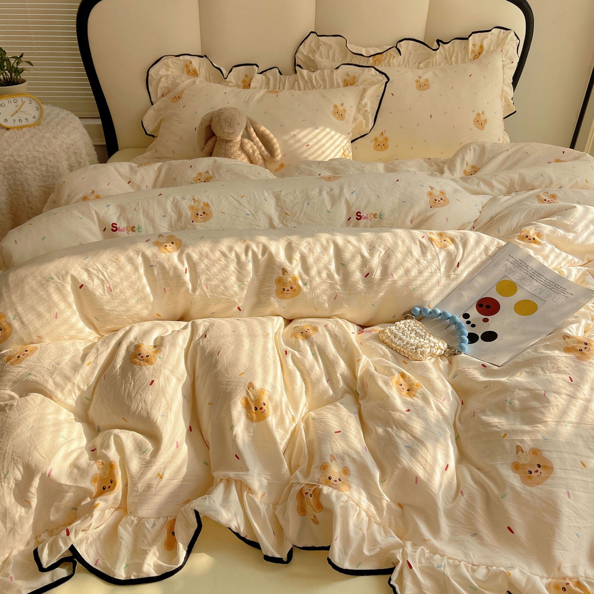 91家纺网 家纺一手货源 找家纺 韩巢家纺 2026新款水洗棉花边款四件套 小熊冰淇淋【大花边款】