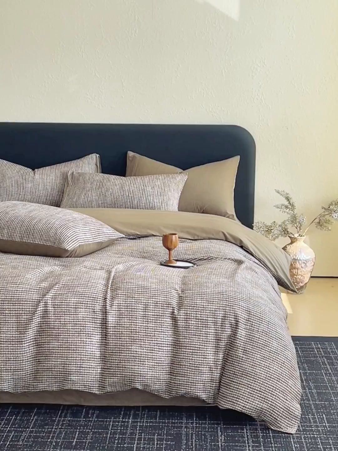 91家纺网 家纺一手货源 找家纺 琪格格纺织 2026新款纯棉色织肌理纹提花华夫格纯棉轻奢简约款四件套 莫诺克