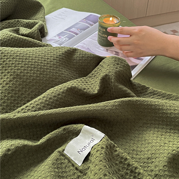 91家纺网 家纺一手货源 找家纺 琪格格纺织 2026新款纯棉色织肌理纹提花华夫格纯棉轻奢简约款四件套 华夫格-橄榄绿