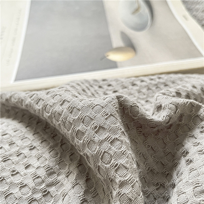 91家纺网 家纺一手货源 找家纺 琪格格纺织 2026新款纯棉色织肌理纹提花华夫格纯棉轻奢简约款四件套 华夫格-月光灰