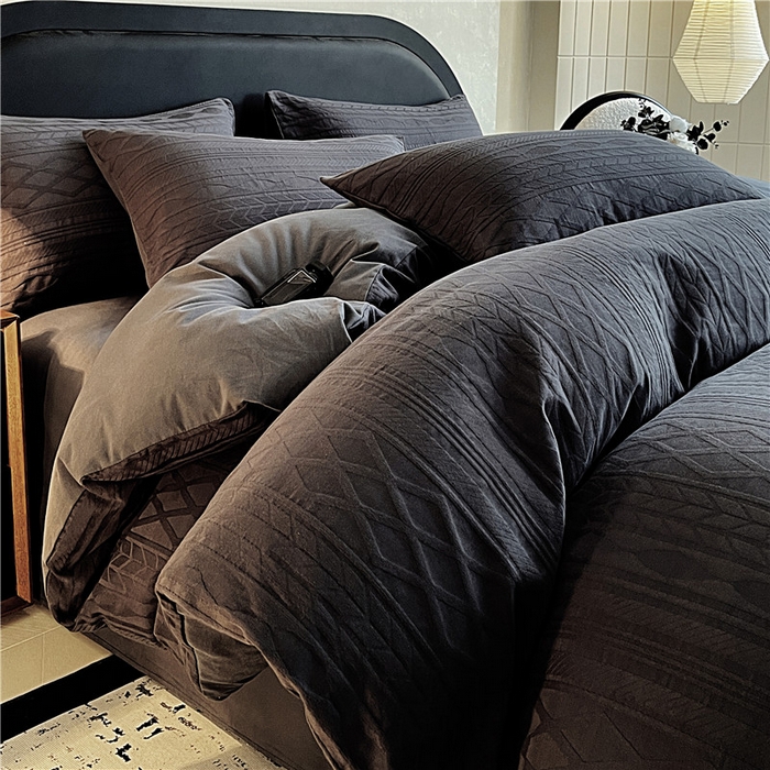 91家纺网 家纺一手货源 找家纺 琪格格纺织 2026新款纯棉色织肌理纹提花华夫格纯棉轻奢简约款四件套 圣托梵绅-乌木