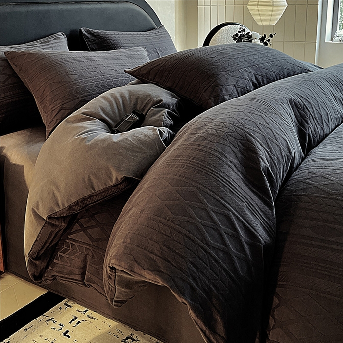 91家纺网 家纺一手货源 找家纺 琪格格纺织 2026新款纯棉色织肌理纹提花华夫格纯棉轻奢简约款四件套 圣托梵绅-乌木