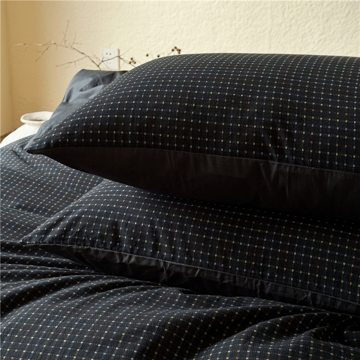 91家纺网 家纺一手货源 找家纺 琪格格纺织 2026新款纯棉色织肌理纹提花华夫格纯棉轻奢简约款四件套 时光里-高级蓝黑