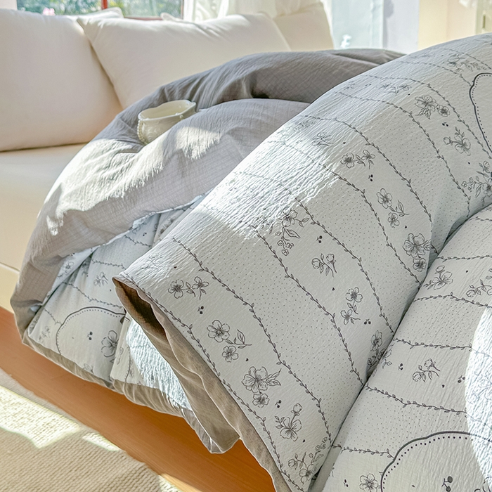 91家纺网 家纺一手货源 找家纺 家贝爱 2026新款有氧水洗双层纱被套 镜花水月