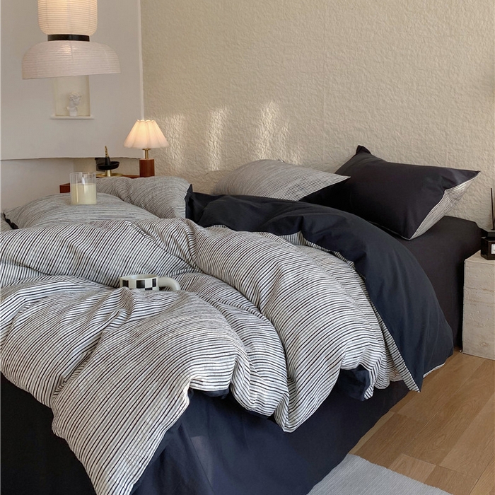 91家纺网 家纺一手货源 找家纺 琪格格纺织 2026新款纯棉色织肌理纹提花华夫格纯棉轻奢简约款四件套 A速写 提花黑条