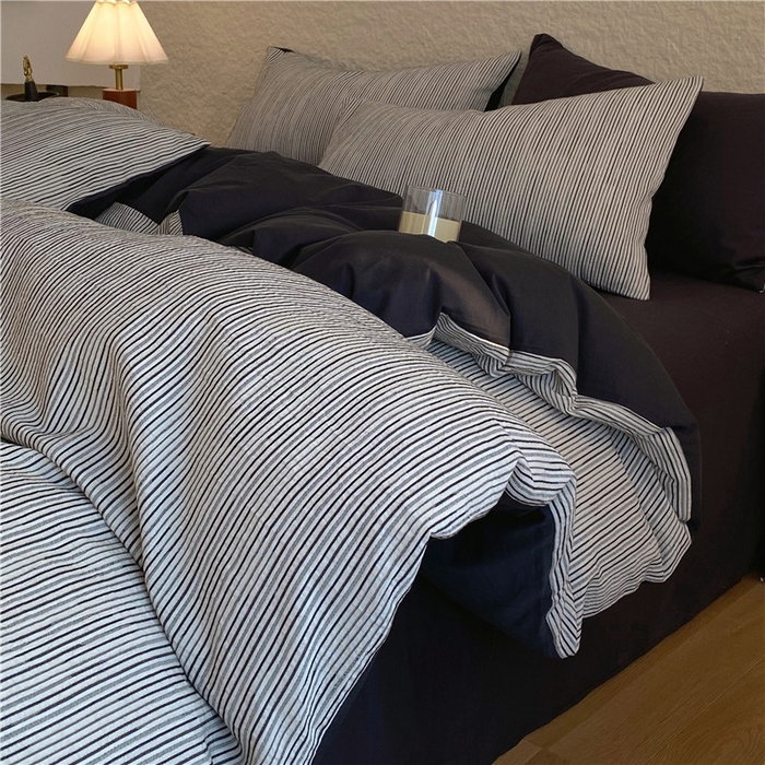 91家纺网 家纺一手货源 找家纺 琪格格纺织 2026新款纯棉色织肌理纹提花华夫格纯棉轻奢简约款四件套 A速写 提花黑条