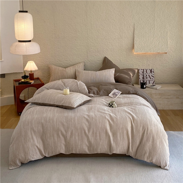 91家纺网 家纺一手货源 找家纺 琪格格纺织 2026新款纯棉色织肌理纹提花华夫格纯棉轻奢简约款四件套 A速写 提花棕条