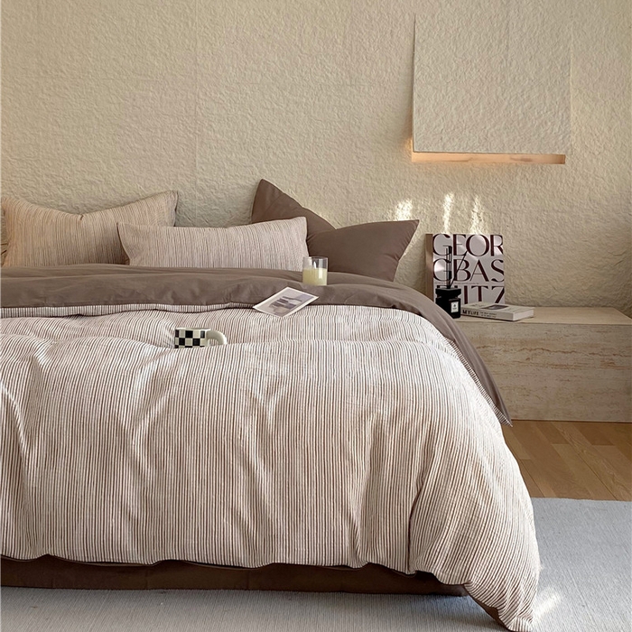 91家纺网 家纺一手货源 找家纺 琪格格纺织 2026新款纯棉色织肌理纹提花华夫格纯棉轻奢简约款四件套 A速写 提花棕条