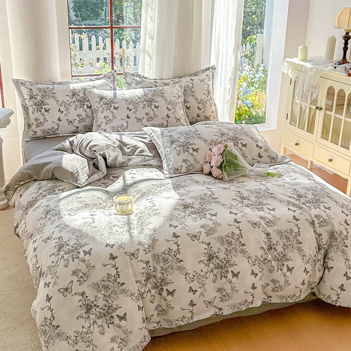 91家纺网 家纺一手货源 找家纺 家贝爱 2026新款有氧水洗双层纱被套 枝上蝶舞