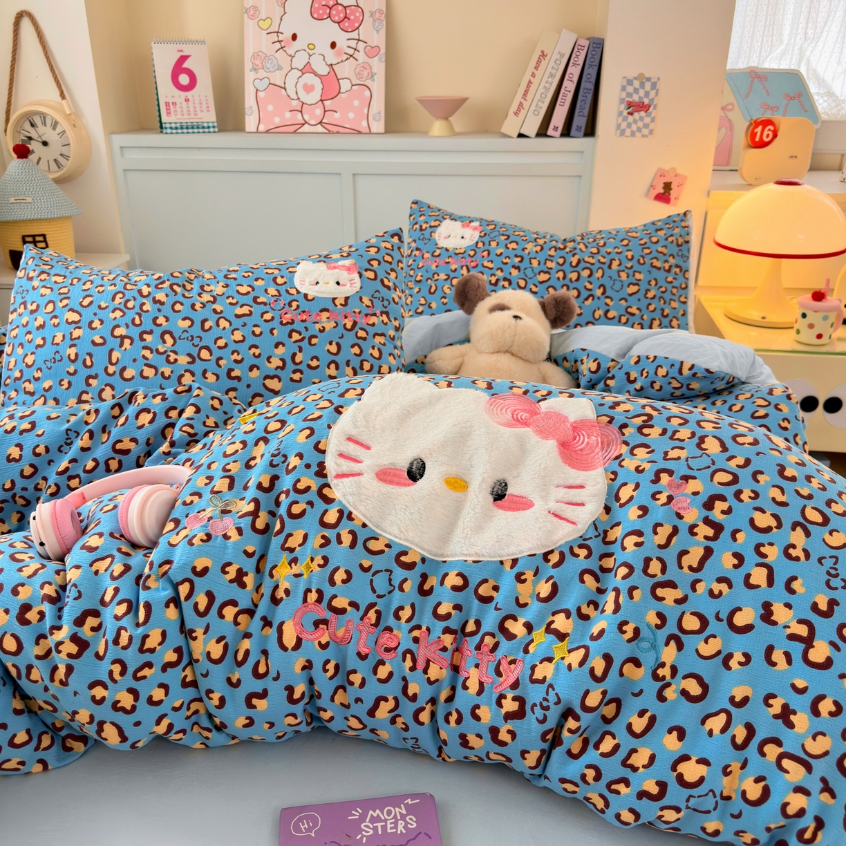 91家纺网 家纺一手货源 找家纺 橙意 2026新款云感双层纱贴布绣四件套-豹纹KT猫 豹纹KT猫-蓝