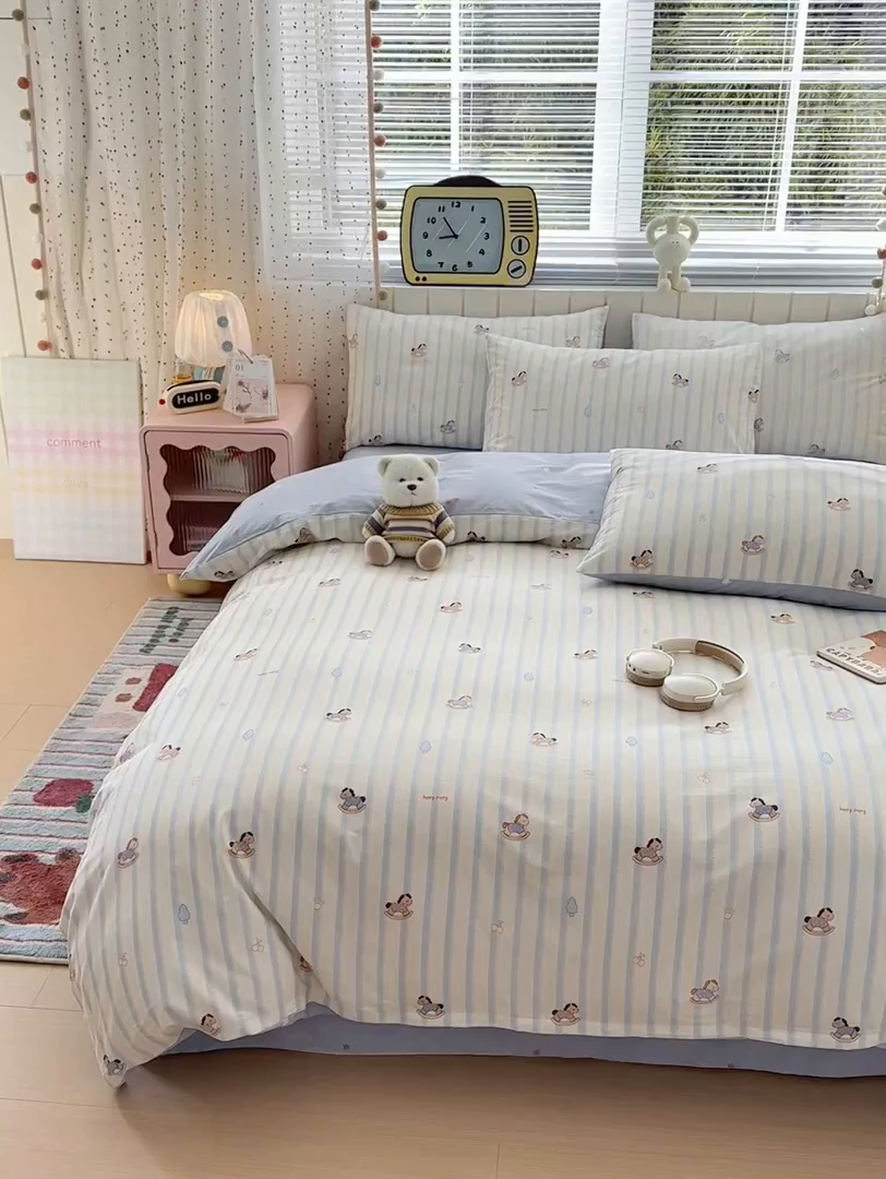 91家纺网 家纺一手货源 找家纺 清雅福 2026春夏新款INS小清新40支全棉13372四件套第二批 跷跷马