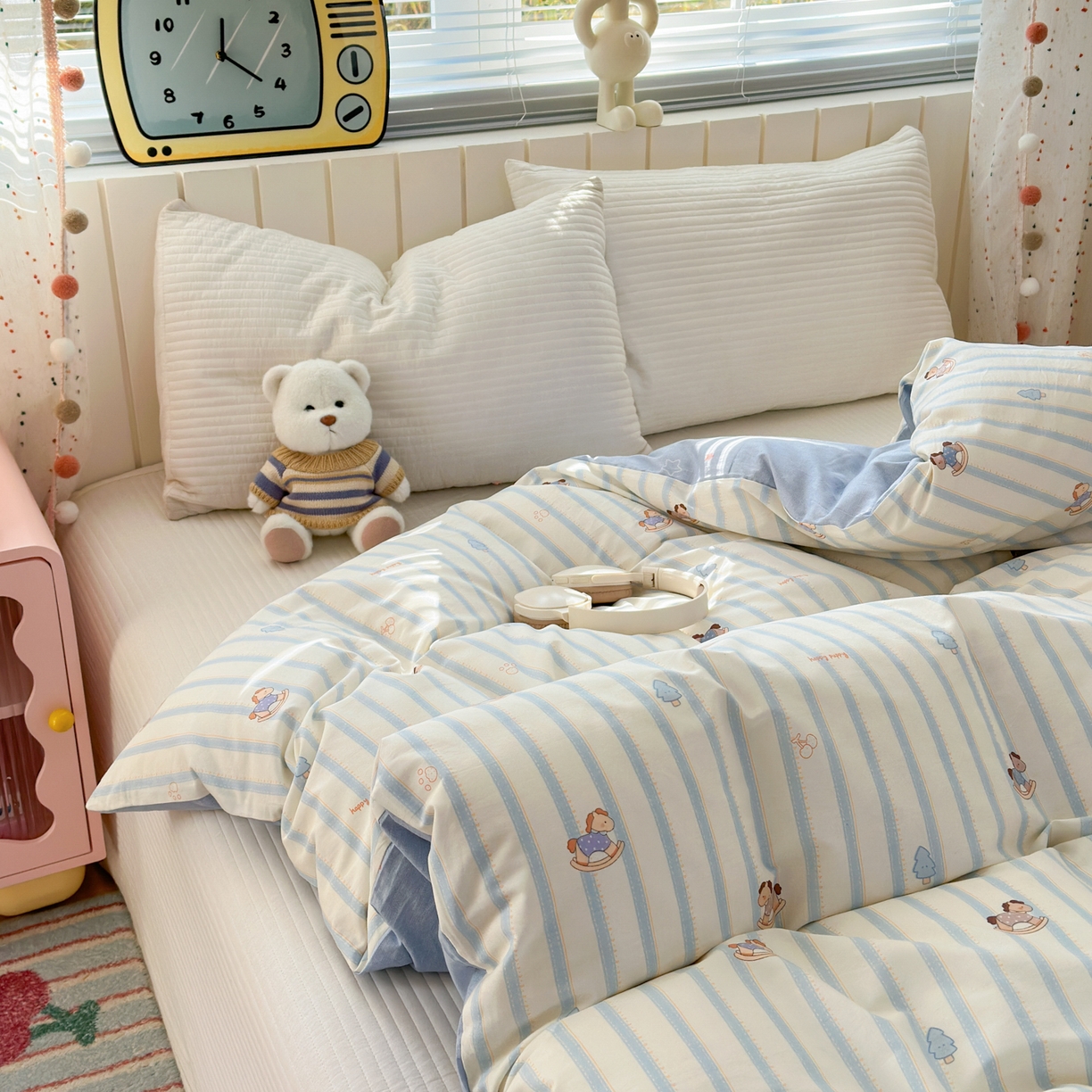 91家纺网 家纺一手货源 找家纺 清雅福 2026春夏新款INS小清新40支全棉13372单被套第二批 跷跷马