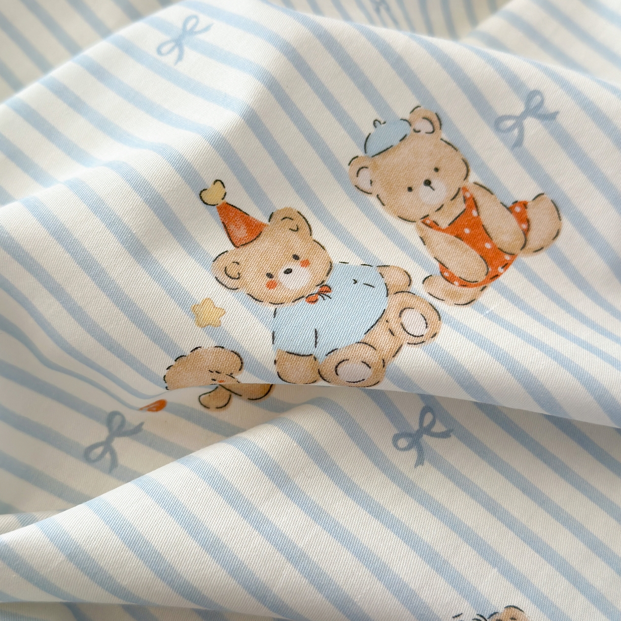 91家纺网 家纺一手货源 找家纺 清雅福 2026春夏新款INS小清新40支全棉13372单被套第二批 幸福小熊