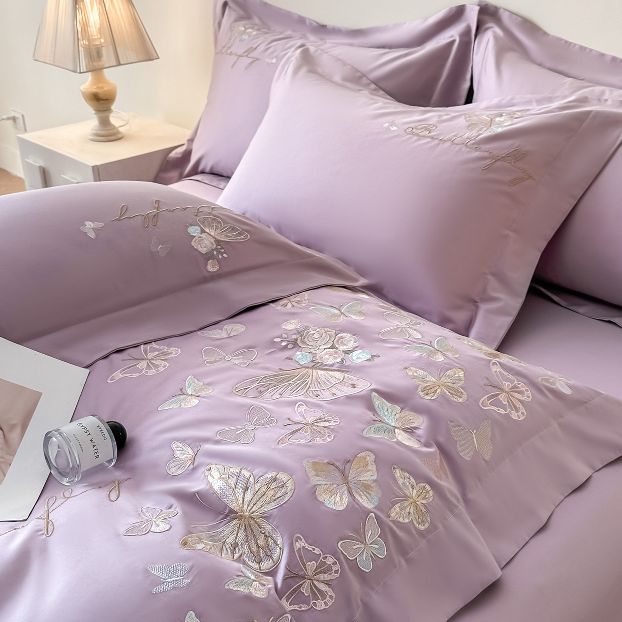 91家纺网 家纺一手货源 找家纺 金喜 2026新款柔软刺绣精梳棉四件套-梦蝶系列 梦蝶-香芋紫