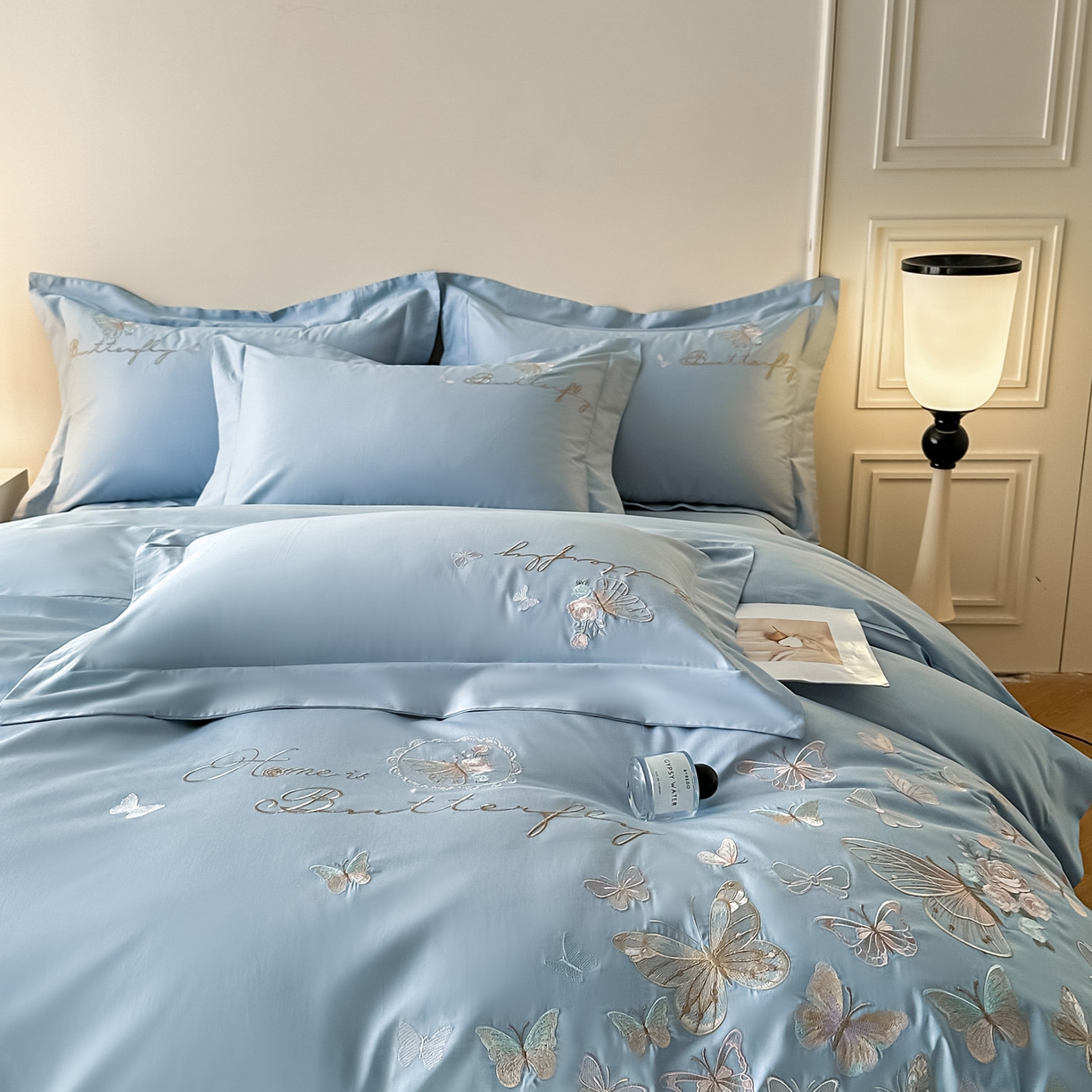 91家纺网 家纺一手货源 找家纺 金喜 2026新款柔软刺绣精梳棉四件套-梦蝶系列 梦蝶-繁星蓝