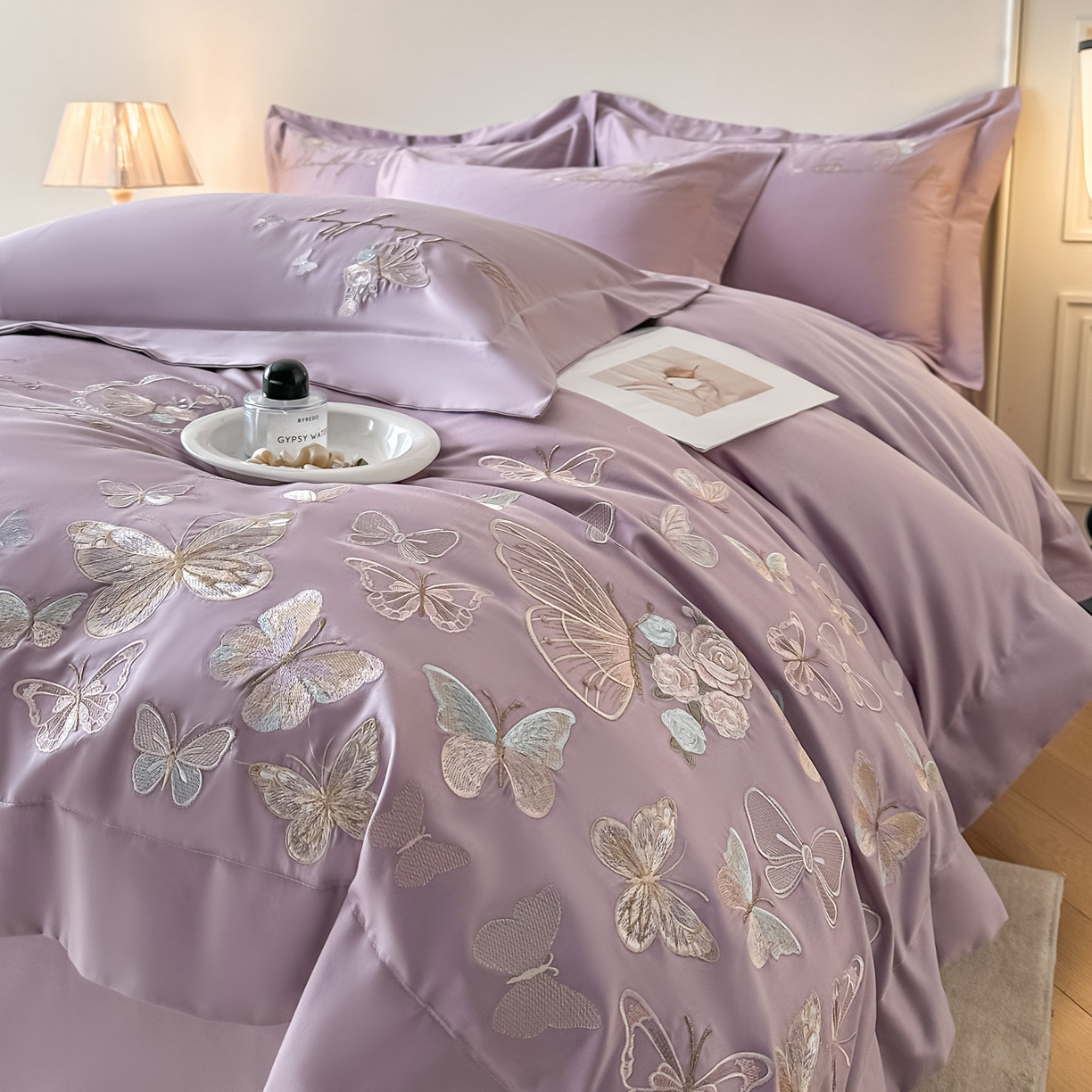 91家纺网 家纺一手货源 找家纺 金喜 2026新款柔软刺绣精梳棉四件套-梦蝶系列 梦蝶-香芋紫