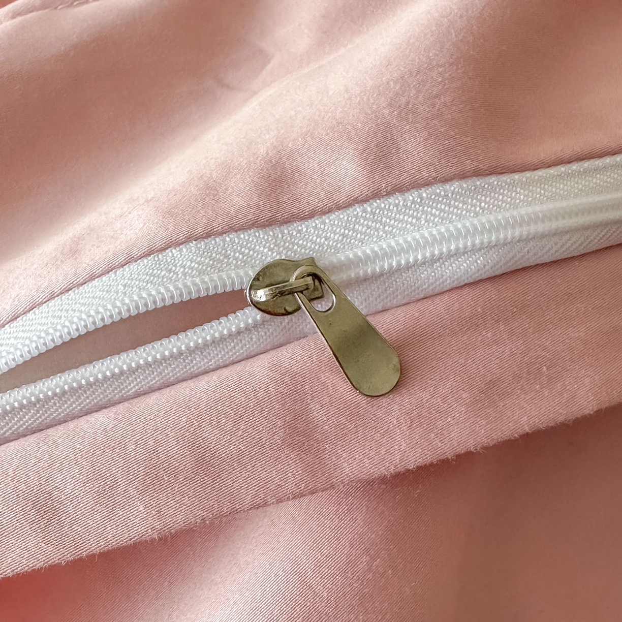 91家纺网 家纺一手货源 找家纺 金喜 2026新款柔软刺绣精梳棉四件套-梦蝶系列 梦蝶-浅豆沙