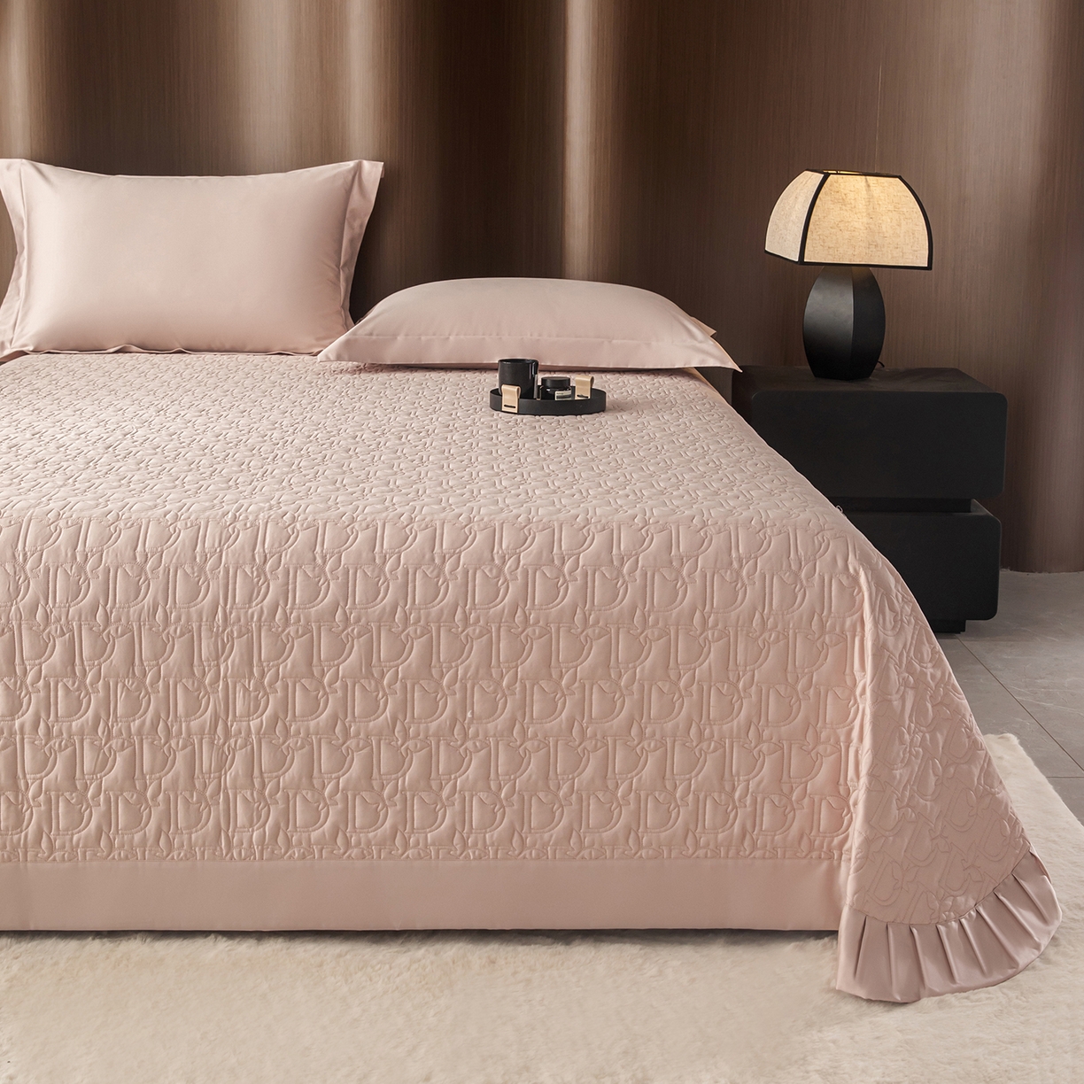 91家纺网 家纺一手货源 找家纺 金喜 2025新款100支全棉蚕丝床盖-风格二 白桃