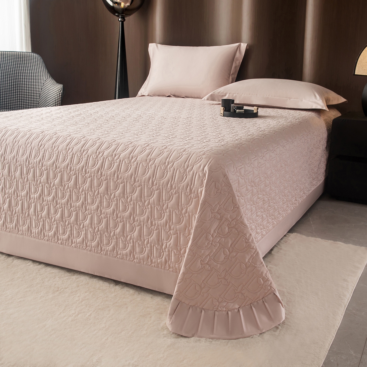 91家纺网 家纺一手货源 找家纺 金喜 2025新款100支全棉蚕丝床盖-风格二 白桃