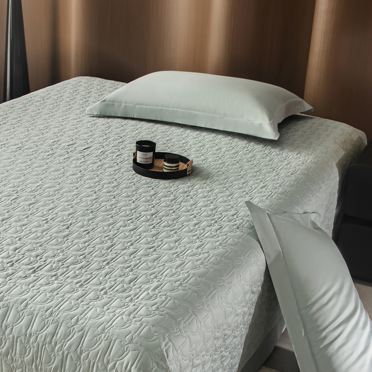 91家纺网 家纺一手货源 找家纺 金喜 2025新款100支全棉蚕丝床盖-风格二 木槿绿