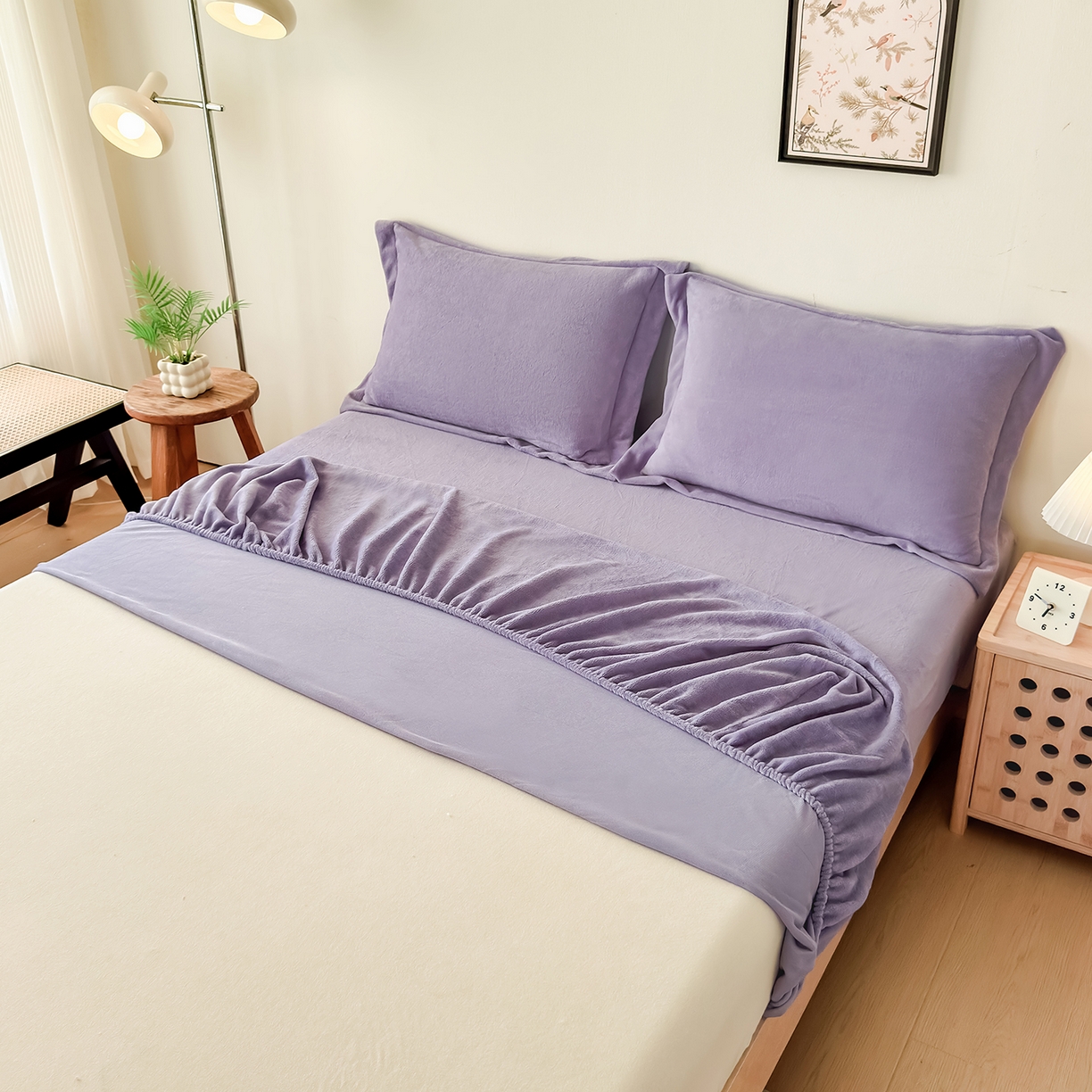 91家纺网 家纺一手货源 找家纺 金喜 支持定制2025新款200G牛奶绒纯色床笠 葡萄紫