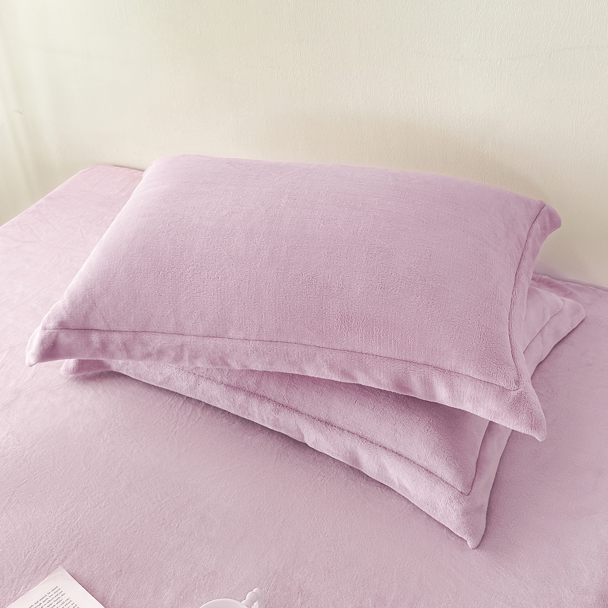 91家纺网 家纺一手货源 找家纺 金喜 支持定制2025新款200G牛奶绒纯色床笠 芋泥紫