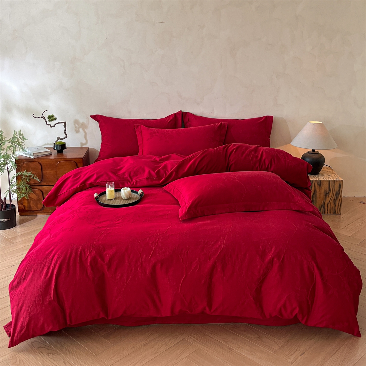 91家纺网 家纺一手货源 找家纺 笙意家纺 2026新款婚庆A版全棉60支亮面提花B版40支13372全棉四件套 花戏蝶