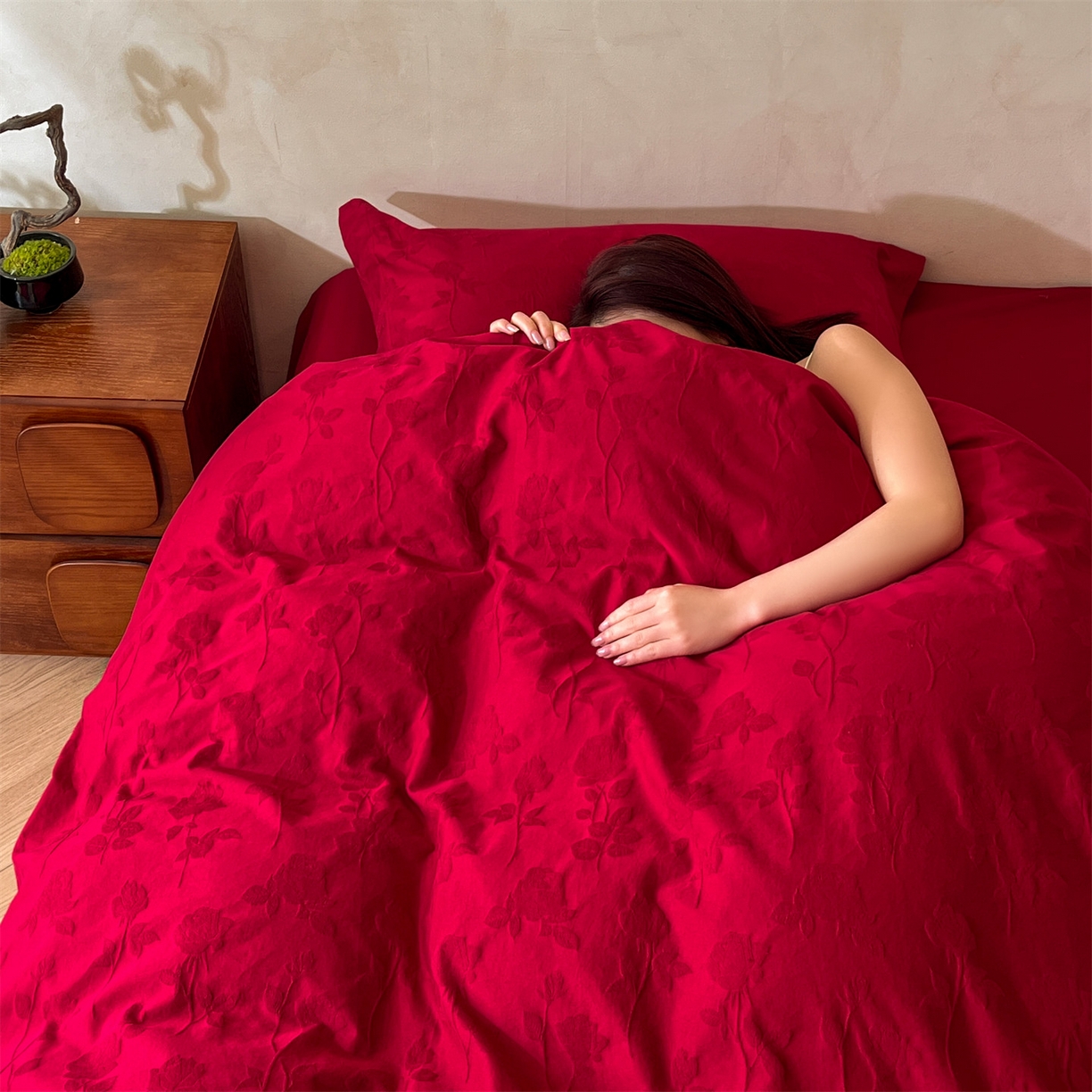 91家纺网 家纺一手货源 找家纺 笙意家纺 2026新款婚庆A版全棉60支亮面提花B版40支13372全棉四件套 岁月留声