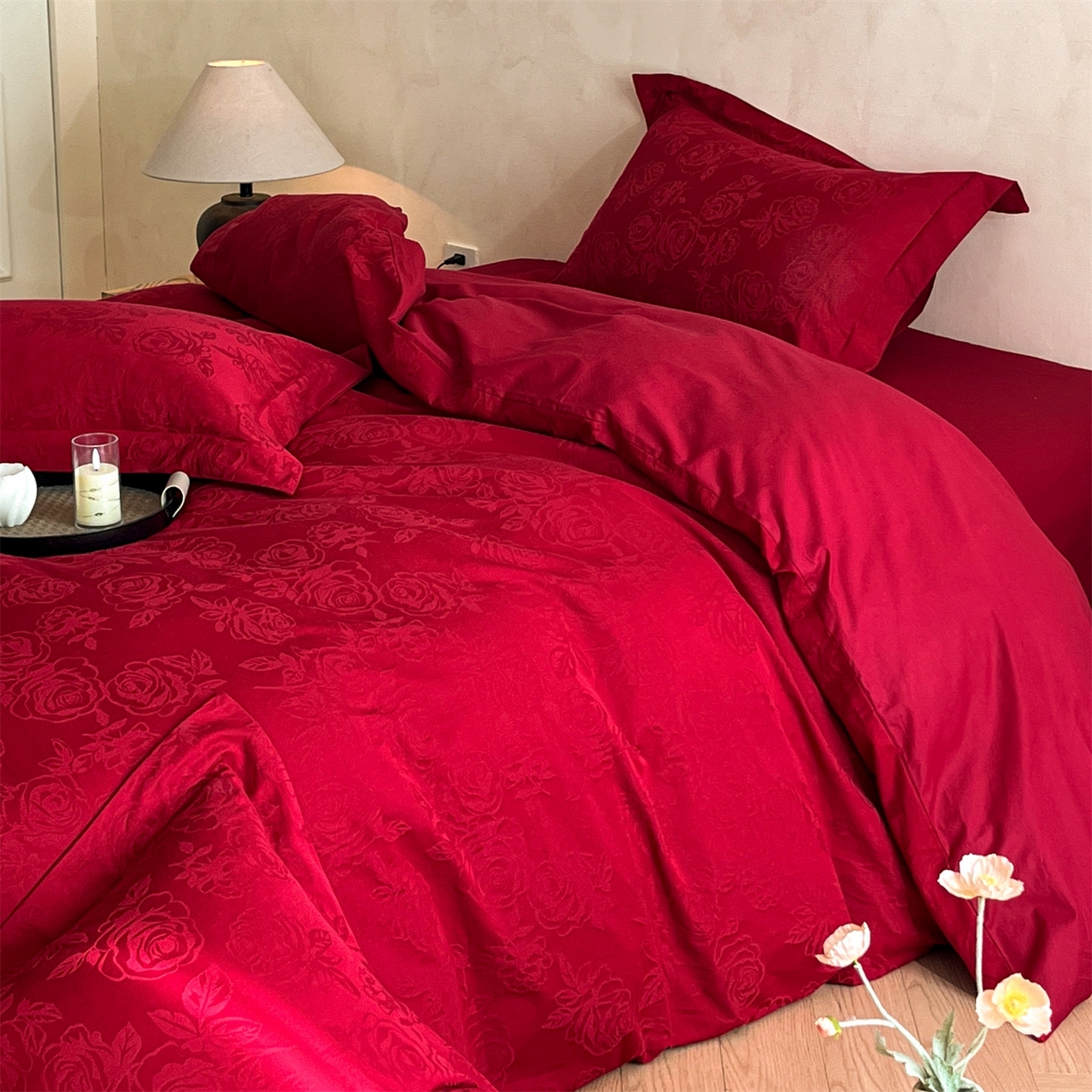 91家纺网 家纺一手货源 找家纺 笙意家纺 2026新款婚庆A版全棉60支亮面提花B版40支13372全棉四件套 玫瑰之恋