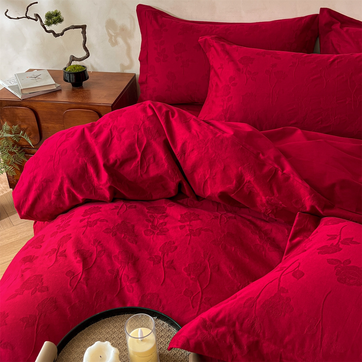 91家纺网 家纺一手货源 找家纺 笙意家纺 2026新款婚庆A版全棉60支亮面提花B版40支13372全棉四件套 岁月留声