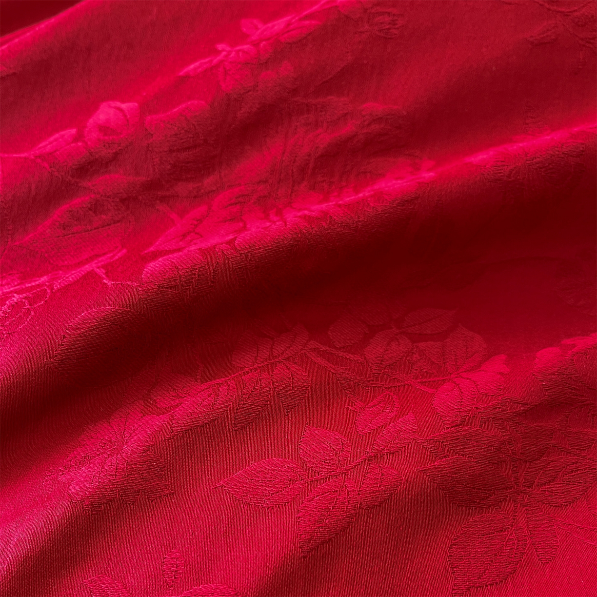 91家纺网 家纺一手货源 找家纺 笙意家纺 2026新款婚庆A版全棉60支亮面提花B版40支13372全棉四件套 花香韵美